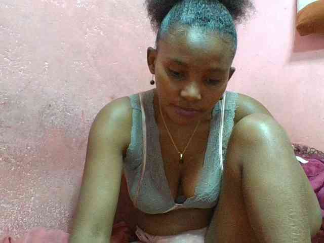 NoeLah webcam