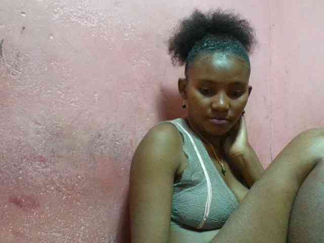 NoeLah webcam