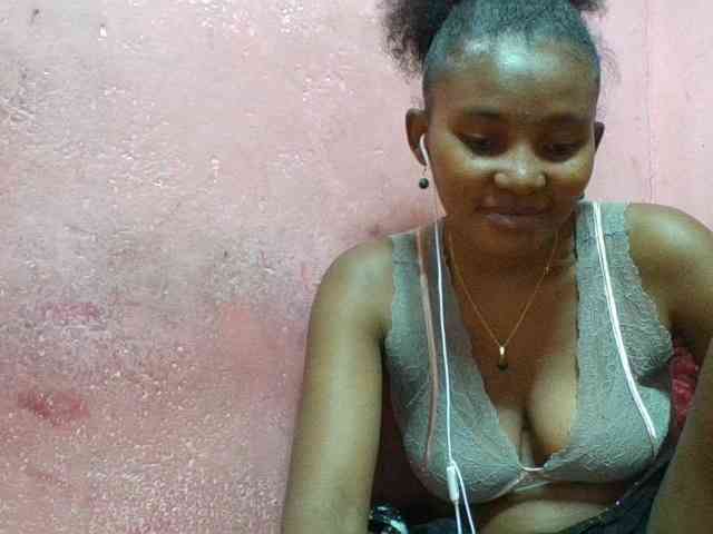 NoeLah webcam