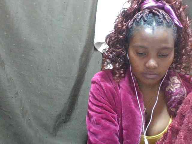 NoeLah webcam