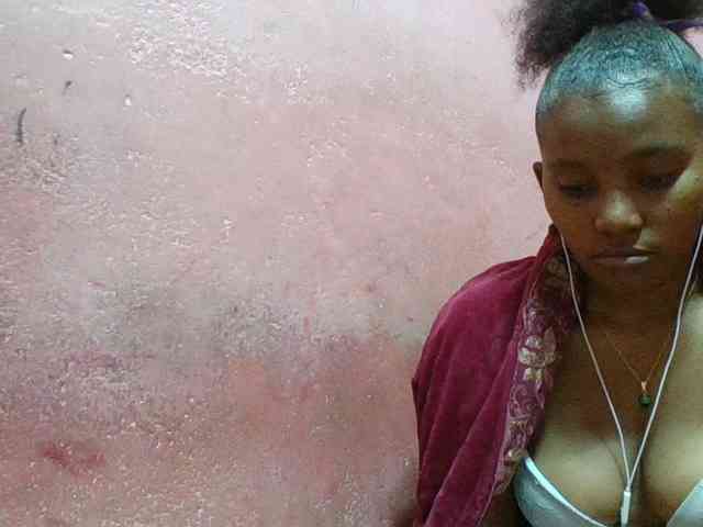 NoeLah webcam