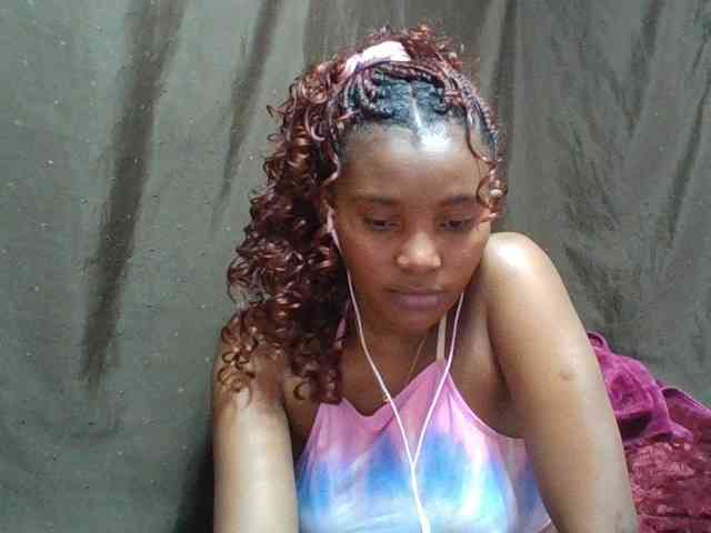 NoeLah webcam