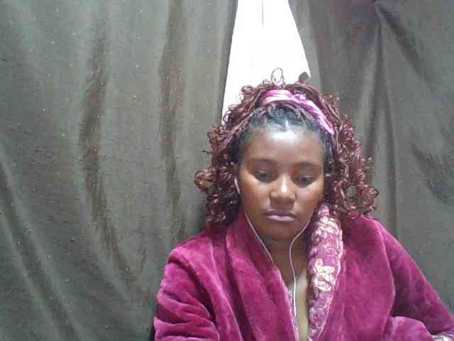 NoeLah webcam