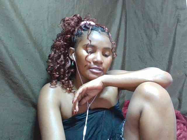 NoeLah webcam