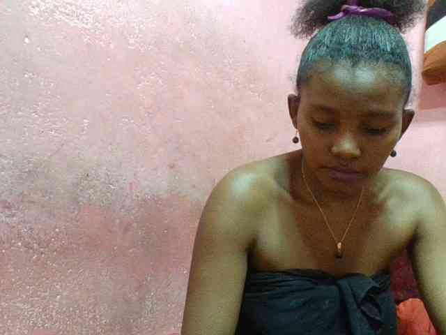 NoeLah webcam
