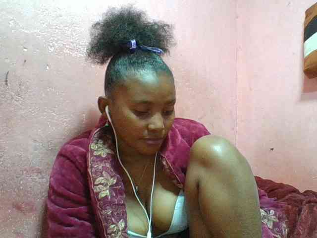 NoeLah webcam