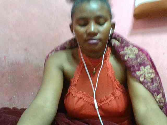 NoeLah webcam