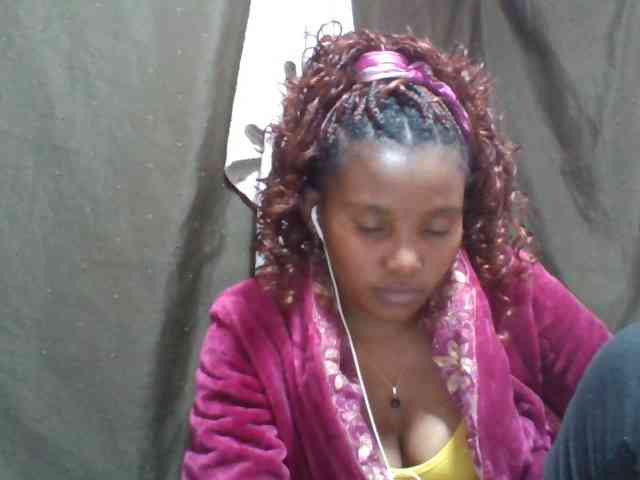 NoeLah webcam