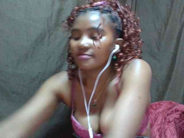 NoeLah webcam