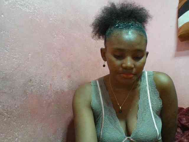 NoeLah webcam