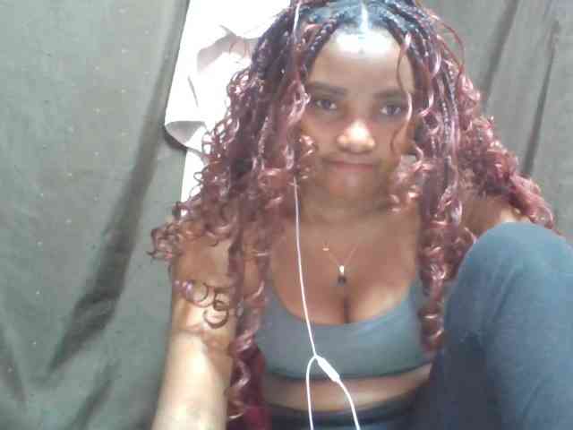 NoeLah webcam