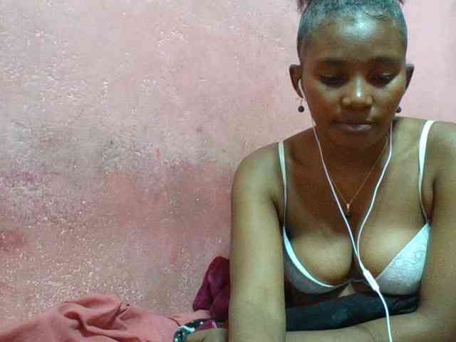 NoeLah webcam