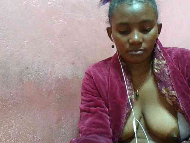 NoeLah webcam