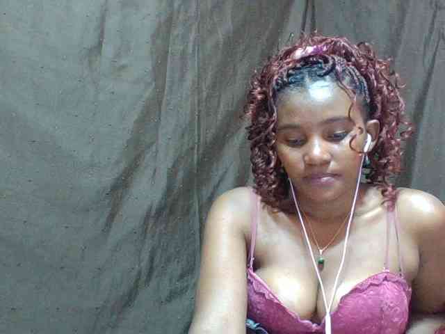 NoeLah webcam