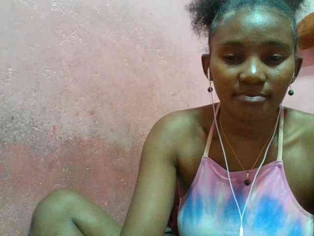 NoeLah webcam