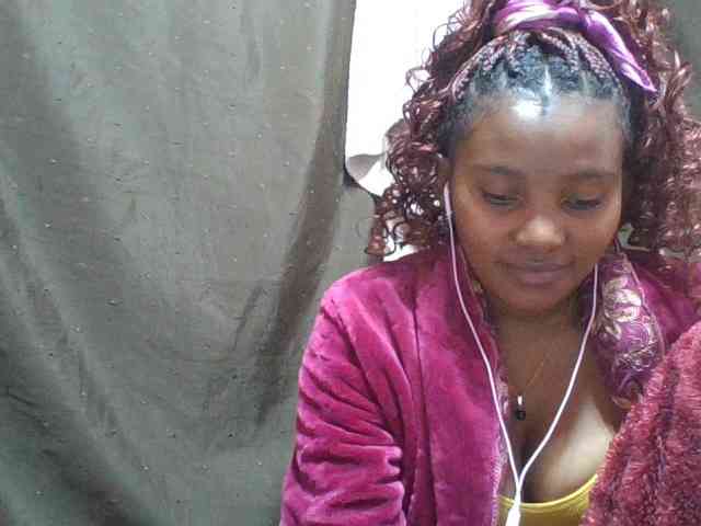 NoeLah webcam