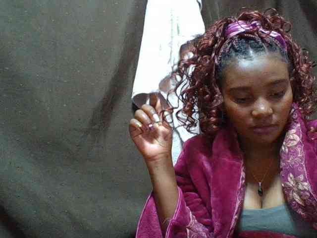 NoeLah webcam