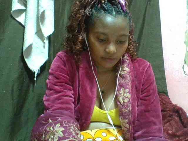 NoeLah webcam