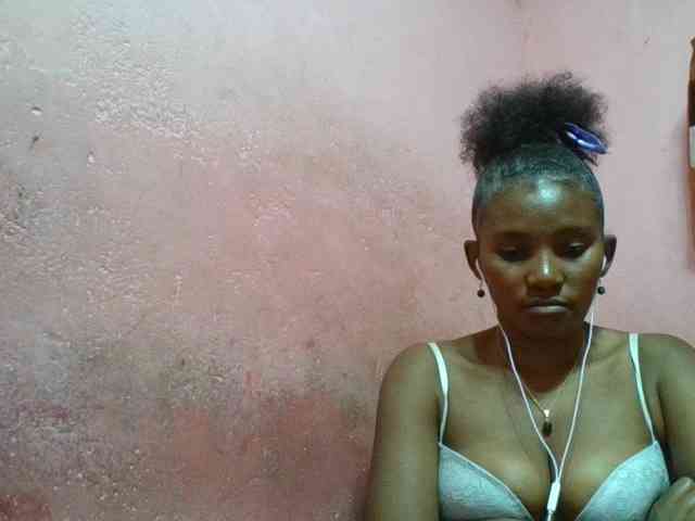 NoeLah webcam