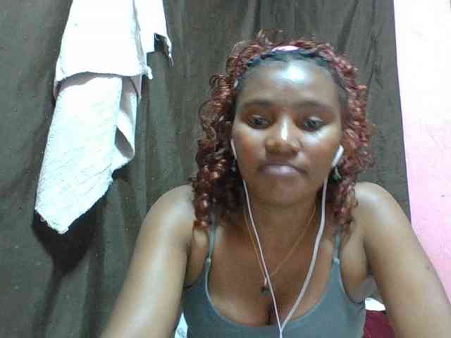 NoeLah webcam