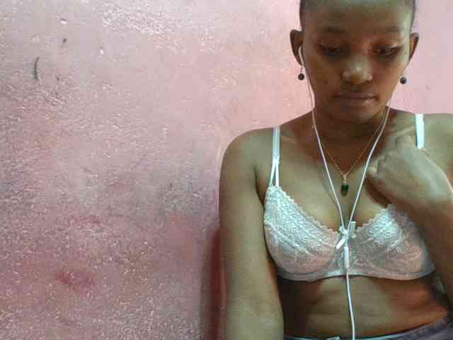 NoeLah webcam