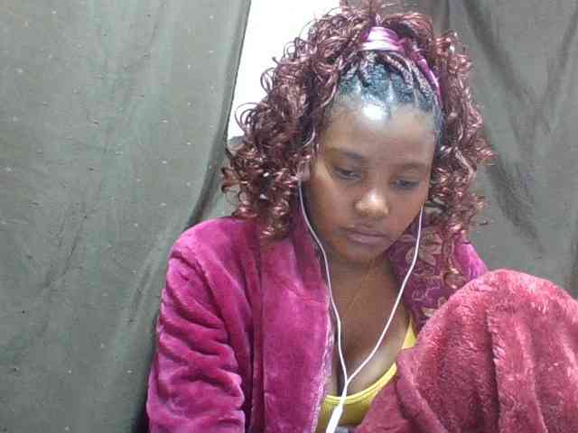 NoeLah webcam