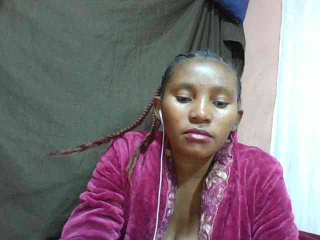 NoeLah webcam