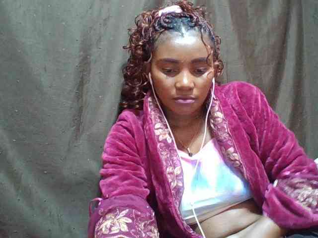 NoeLah webcam