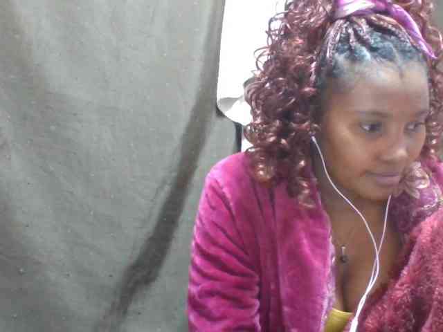 NoeLah webcam