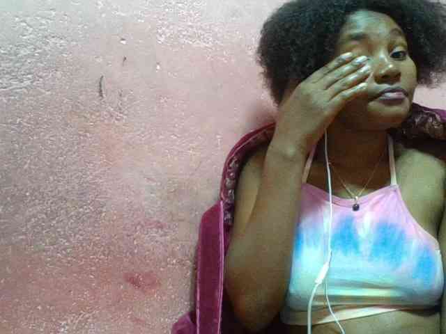 NoeLah webcam