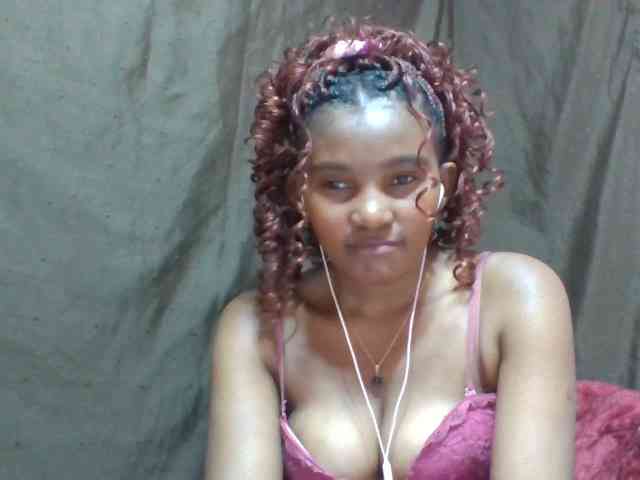 NoeLah webcam