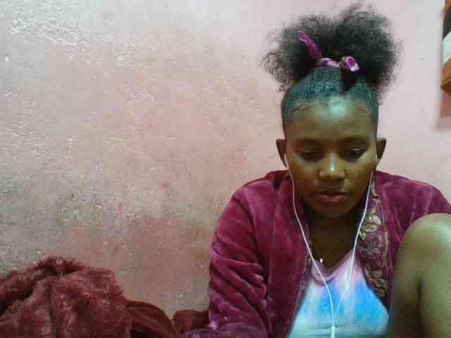 NoeLah webcam