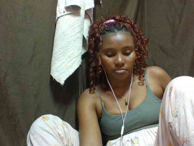 NoeLah webcam