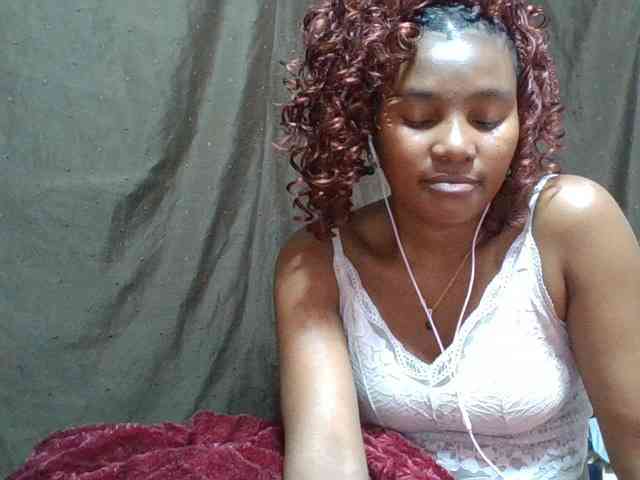 NoeLah webcam