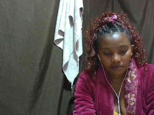 NoeLah webcam