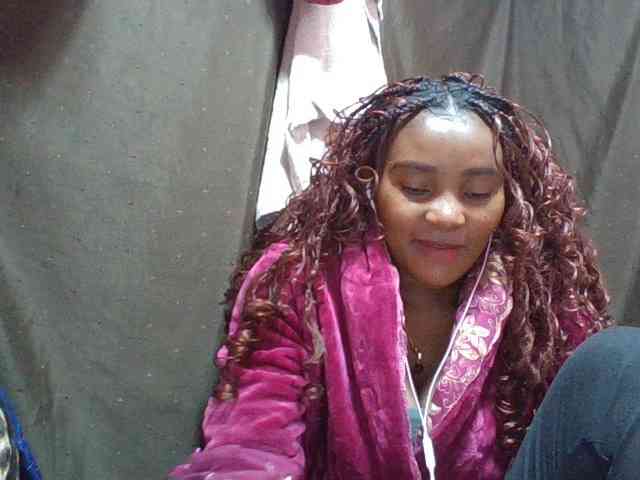 NoeLah webcam