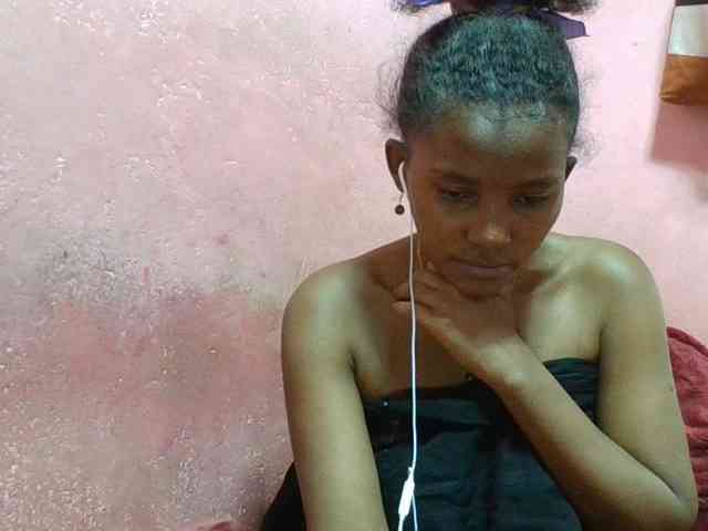NoeLah webcam