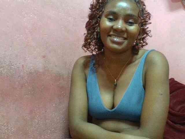 NoeLah webcam