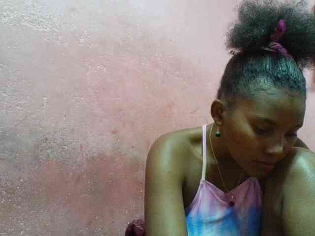 NoeLah webcam