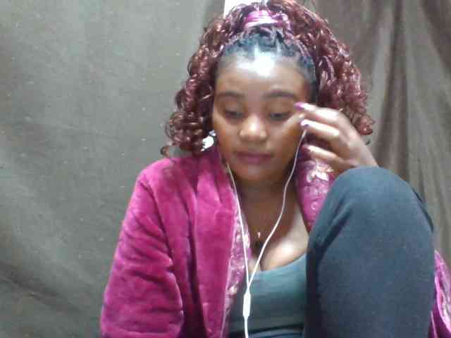 NoeLah webcam
