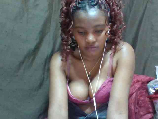 NoeLah webcam