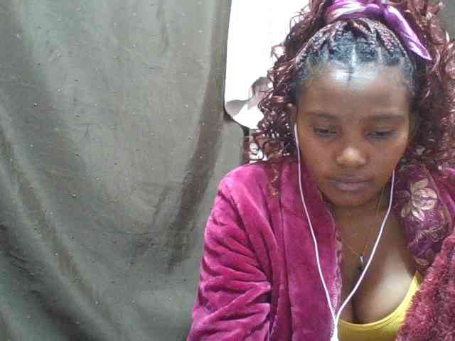NoeLah webcam