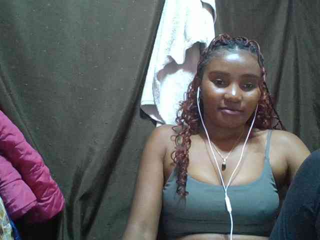 NoeLah webcam