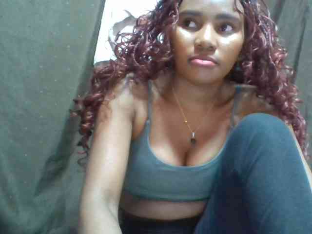 NoeLah webcam
