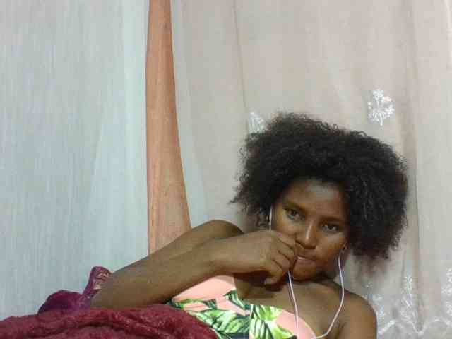 NoeLah webcam