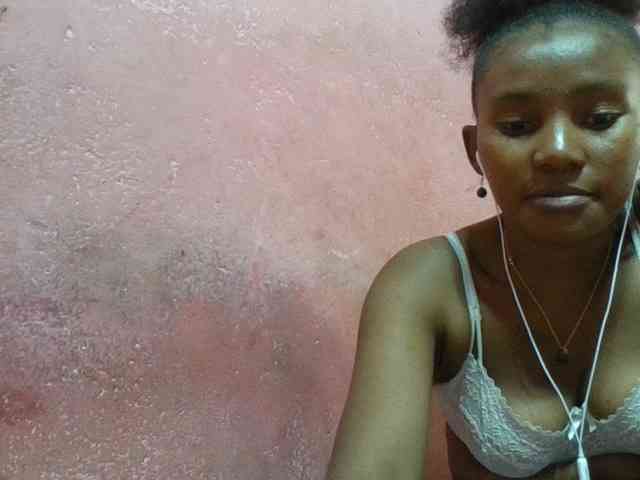 NoeLah webcam