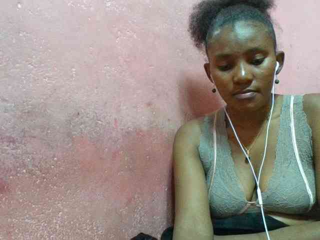 NoeLah webcam