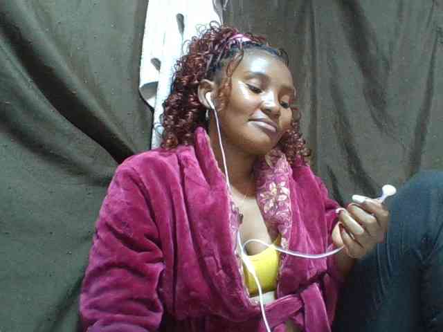 NoeLah webcam