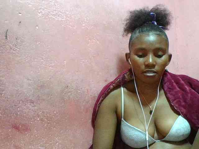 NoeLah webcam