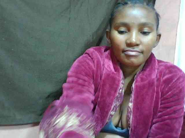 NoeLah webcam